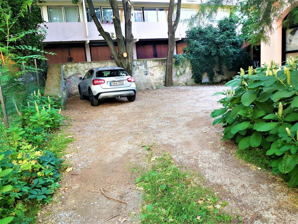 Lena Apartman - Eger Exterior foto